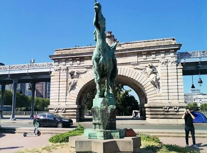 Cosy A 아파트 파리